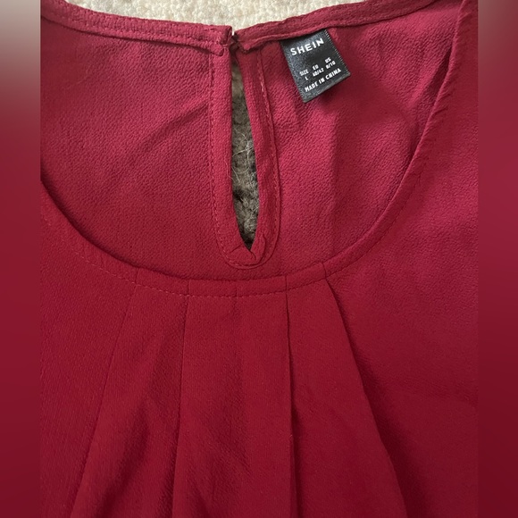 Red blouse - Picture 3 of 3